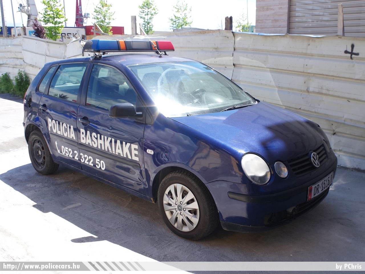 Volkswagen Polo, fotó: PChris
Keywords: albán Albánia rendőrség rendőr rendőrautó police policecar albanian