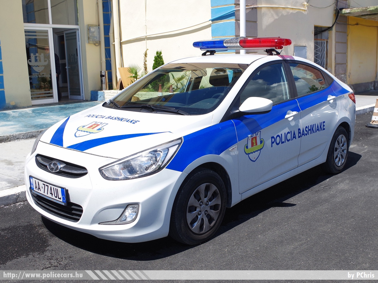 Hyundai Accent, fotó: PChris
Keywords: albán Albánia rendőrség rendőr rendőrautó police policecar albanian