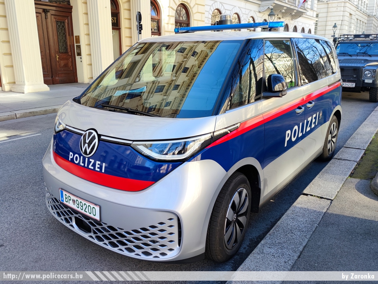 Volkswagen ID. Buzz, fotó: Zaronka
Keywords: osztrák Ausztria rendőr rendőrautó rendőrség police policecar Austria austrian
