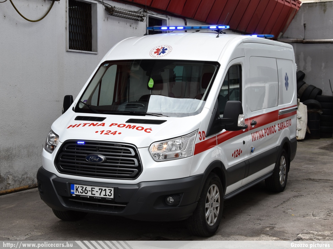 Ford Transit, Sarajevo, fotó: Gzozzo pictures
Keywords: Bosznia-Hercegovina mentő mentőautó bosnia bosnia-herzegovina ambulance bosnyák