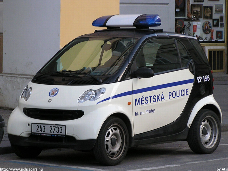 Smart, fotó: Atis
Keywords: rendőr rendőrautó rendőrség cseh csehország