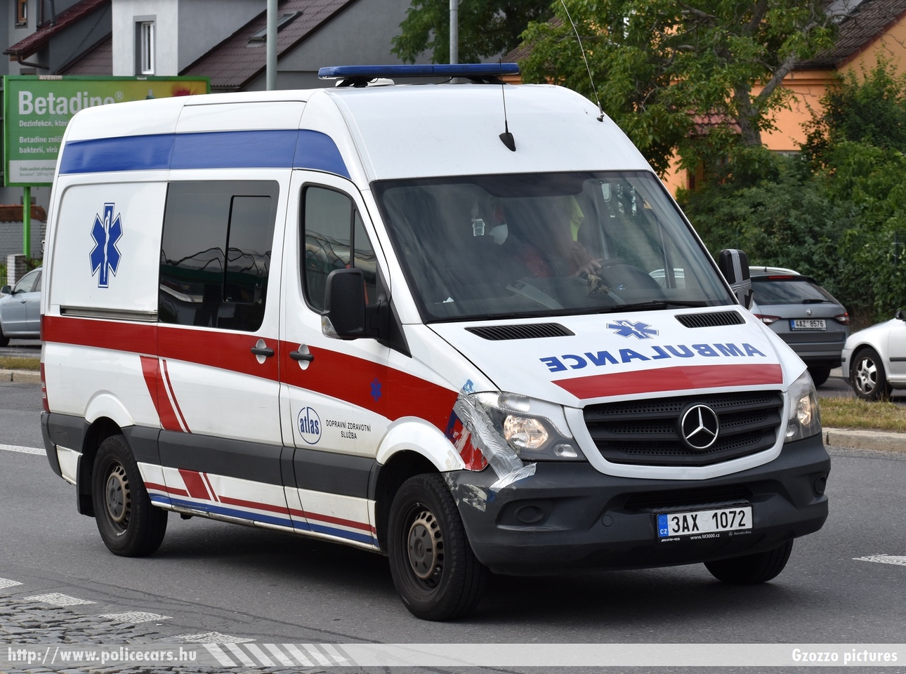 Mercedes Sprinter II Facelift, fotó: Gzozzo pictures
Keywords: cseh Csehország czech ambulance mentő mentőautó
