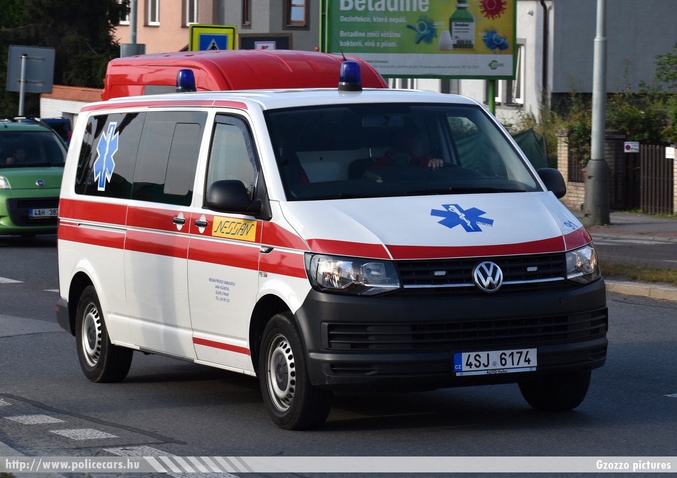 Volkswagen Transporter T6, fotó: Gzozzo pictures
Keywords: cseh Csehország czech ambulance mentő mentőautó