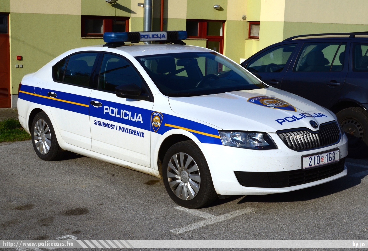 Skoda Octavia III, fotó: jo
Keywords: croatian rendőr rendőrautó rendőrség horvát Horvátország policecar police Croatia