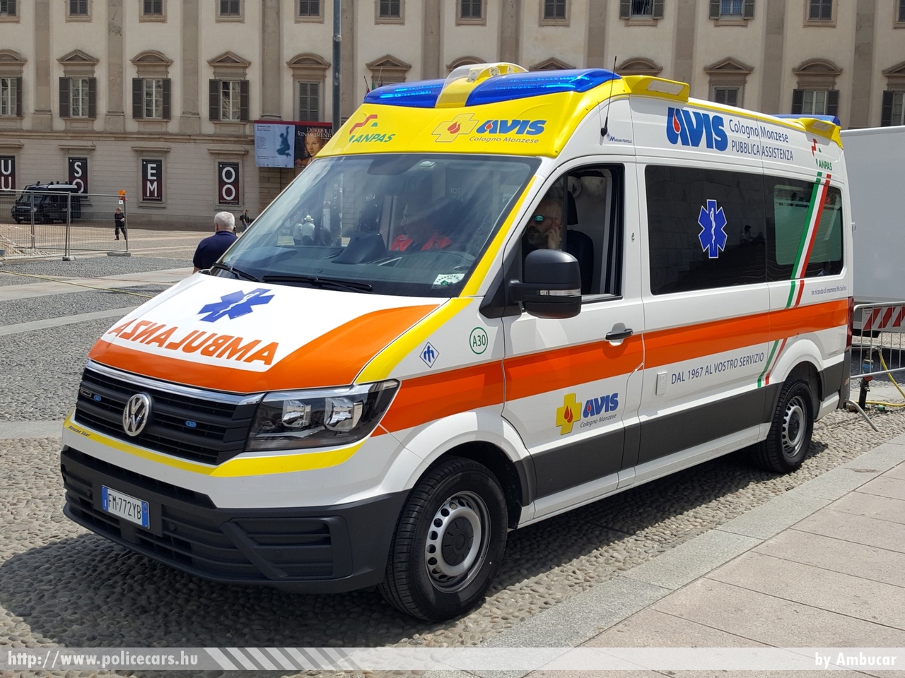 Volkswagen Crafter, fotó: Ambucar 
Keywords: olasz Olaszország mentő mentőautó italian Italy ambulance