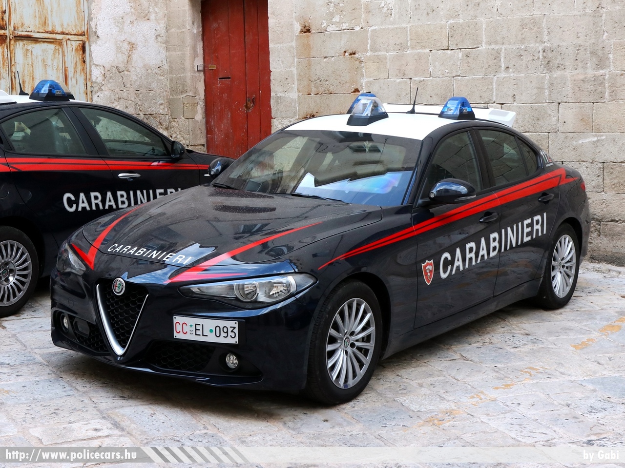 Alfa Romeo Giulia, Carabinieri, fotó: Gabi
Keywords: rendőr rendőrautó rendőrség olasz Olaszország police policecar Italy italian katonai rendészet military