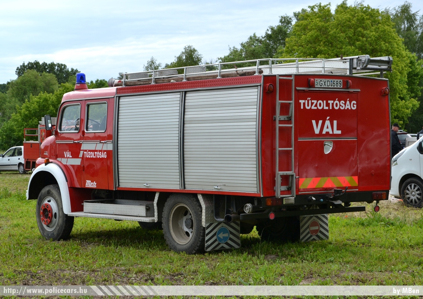 Mercedes 1113 Metz, Váli Tûzoltó Egyesület, fotó: MBen
Keywords: tûzoltó tûzoltóautó tûzoltóság magyar Magyarország ÖTE hungarian Hungary fire firetruck GXD-689