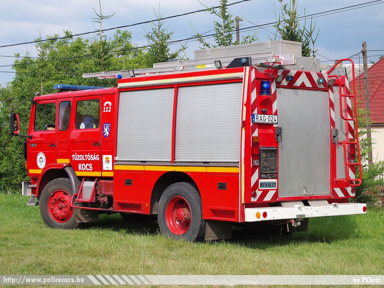 Renault S170 Camiva FPTL, Kocsi Önkéntes Tűzoltó Egyesület, fotó: PChris
Keywords: ÖTE magyar Magyarország tûzoltó tûzoltóautó tûzoltóság Hungary hungarian fire firetruck RAG-024