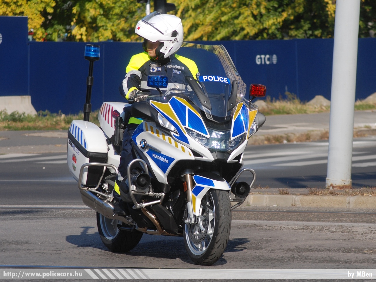 BMW R1250RT, fotó: MBen
Keywords: motor rendőr rendőrmotor rendőrség magyar Magyarország police Hungary hungarian policebike policemotorcycle