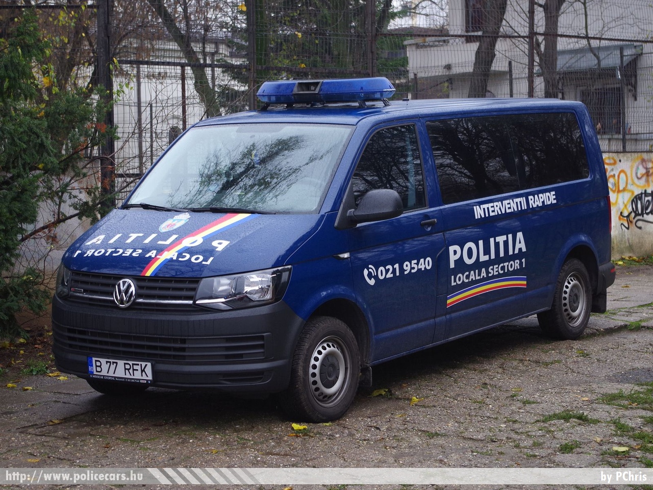 Volkswagen Transporter T6, fotó: PChris
Keywords: román Románia rendőr rendőrautó rendőrség