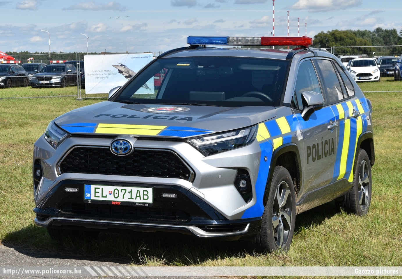 Toyota RAV4 PHEV, Polícia SR, fotó: Gzozzo pictures
Keywords: szlovák Szlovákia rendőr rendőrautó rendőrség police policecar Slovakia slovakian