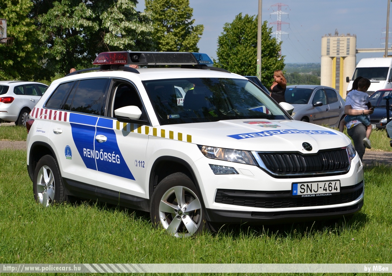 Skoda Kodiaq, fotó: MBen
Keywords: rendőr rendőrautó rendőrség magyar Magyarország hungarian Hungary police policecar SNJ-464
