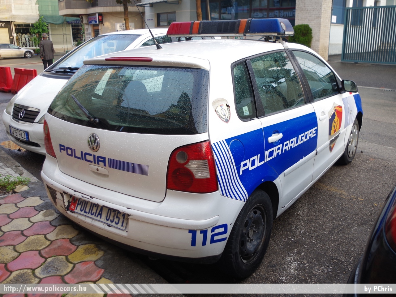 Volkswagen Polo, fotó: PChris
Keywords: albán Albánia rendőrség rendőr rendőrautó police policecar albanian