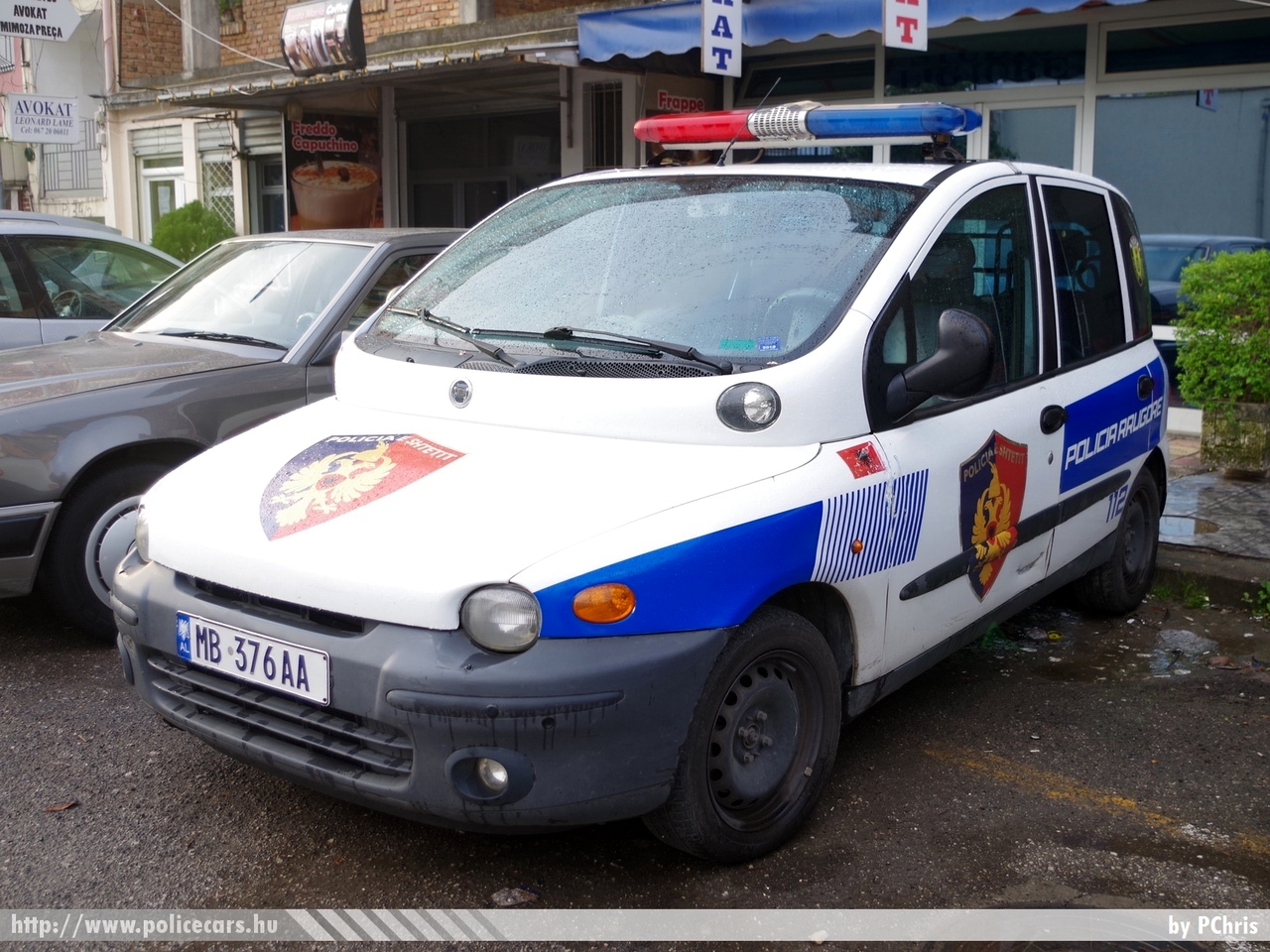 Fiat Multipla, fotó: PChris
Keywords: albán Albánia rendőrség rendőr rendőrautó police policecar albanian