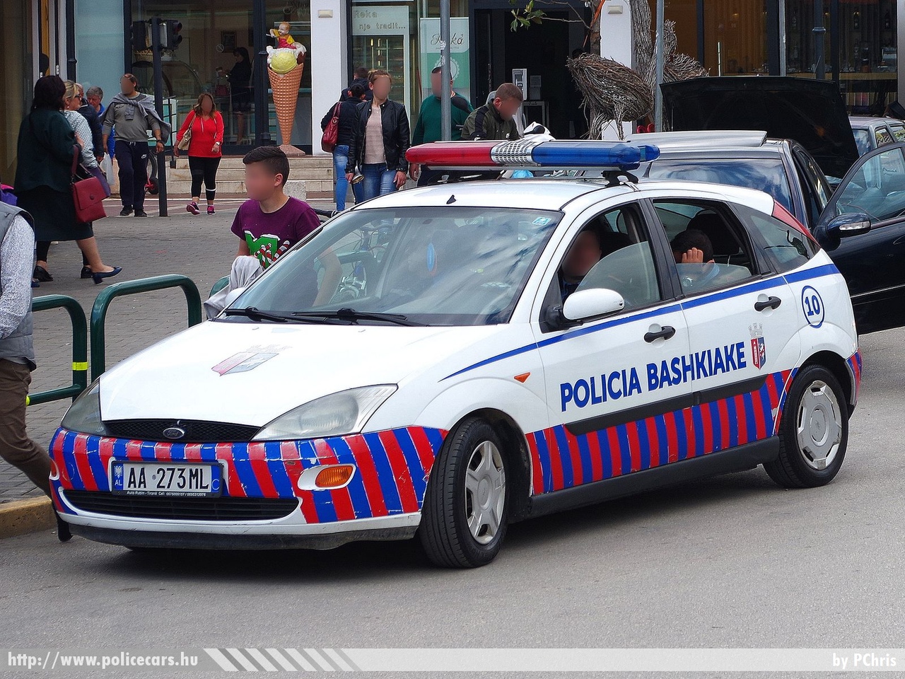 Ford Focus, fotó: PChris
Keywords: albán Albánia rendőrség rendőr rendőrautó police policecar albanian