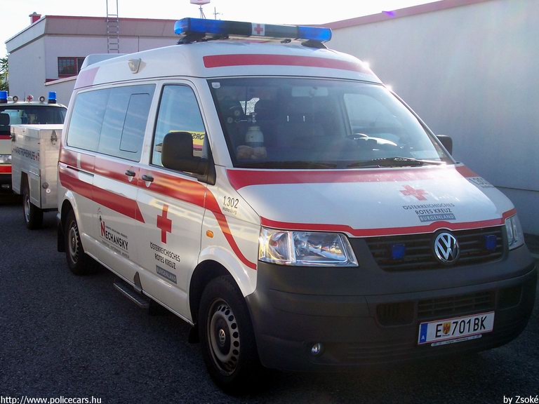 VW Transporter T5, fotó: Zsoké
Keywords: Ausztria osztrák mentő mentőautó