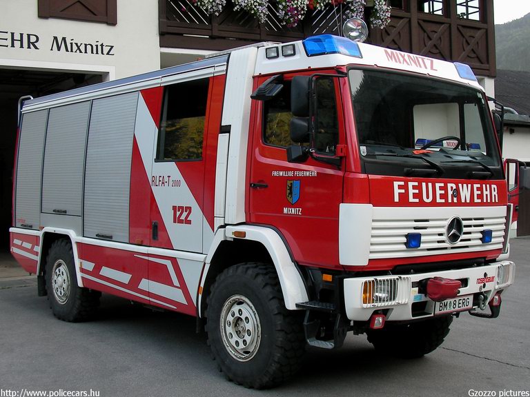 Mercedes, fotó: Gzozzo pictures
Keywords: Ausztria osztrák tûzoltó tûzoltóautó tûzoltóság
