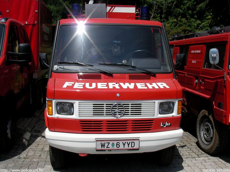 Mercedes, fotó: Gzozzo pictures
Keywords: Ausztria osztrák tûzoltó tûzoltóautó tûzoltóság