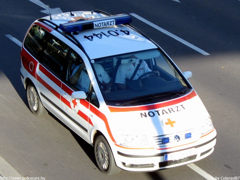 VW Sharan, fotó: Colargol87
Keywords: Ausztria osztrák mentő mentőautó