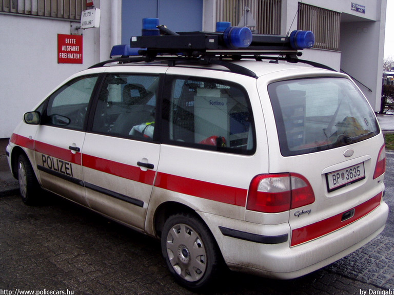 Ford Galaxy, fotó: Danigabi
Keywords: Ausztria osztrák rendőr rendőrautó rendőrség police policecar Austria