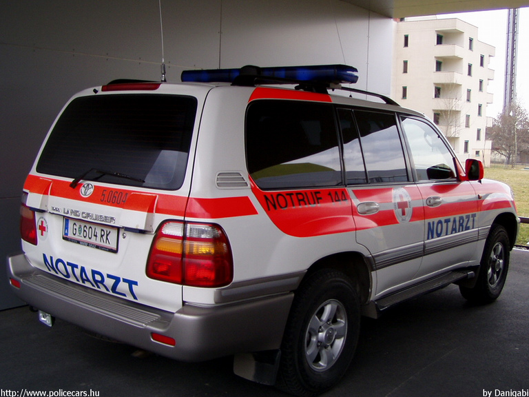 Toyota Land Cruiser, fotó: Danigabi
Keywords: Ausztria osztrák mentőautó mentő