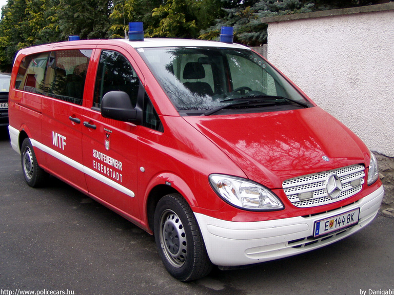 Mercedes Vito, fotó: Danigabi
Keywords: Ausztria osztrák tûzoltóautó tûzoltóság