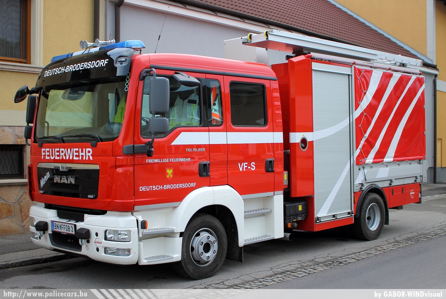 MAN TGL 10.250, Deutsch-Brodersdorf, fotó: GABOR-WINDvisual
Keywords: osztrák Ausztria tûzoltó tûzoltóautó tûzoltóság fire firetruck Austria 