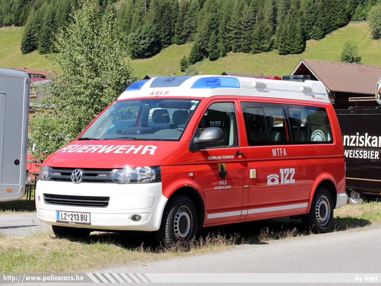 Volkswagen Transporter T5, Kals am Grossglockner, fotó: Gabi
Keywords: osztrák Ausztria tûzoltó tûzoltóautó tûzoltóság fire firetruck Austria
