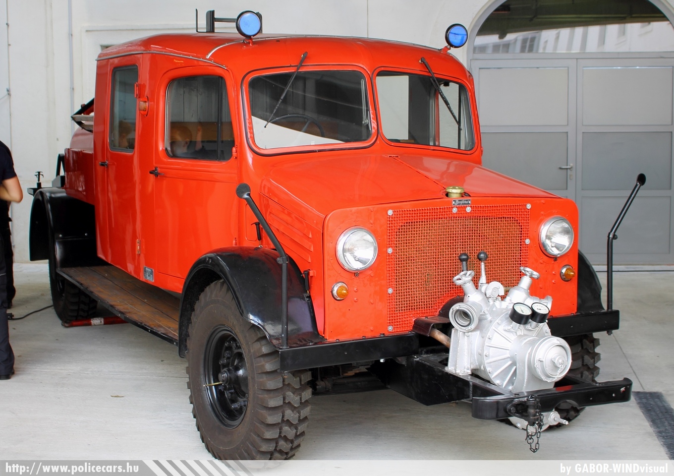 ?, fotó: GABOR-WINDvisual
Keywords: osztrák Ausztria tûzoltó tûzoltóautó tûzoltóság fire firetruck Austria