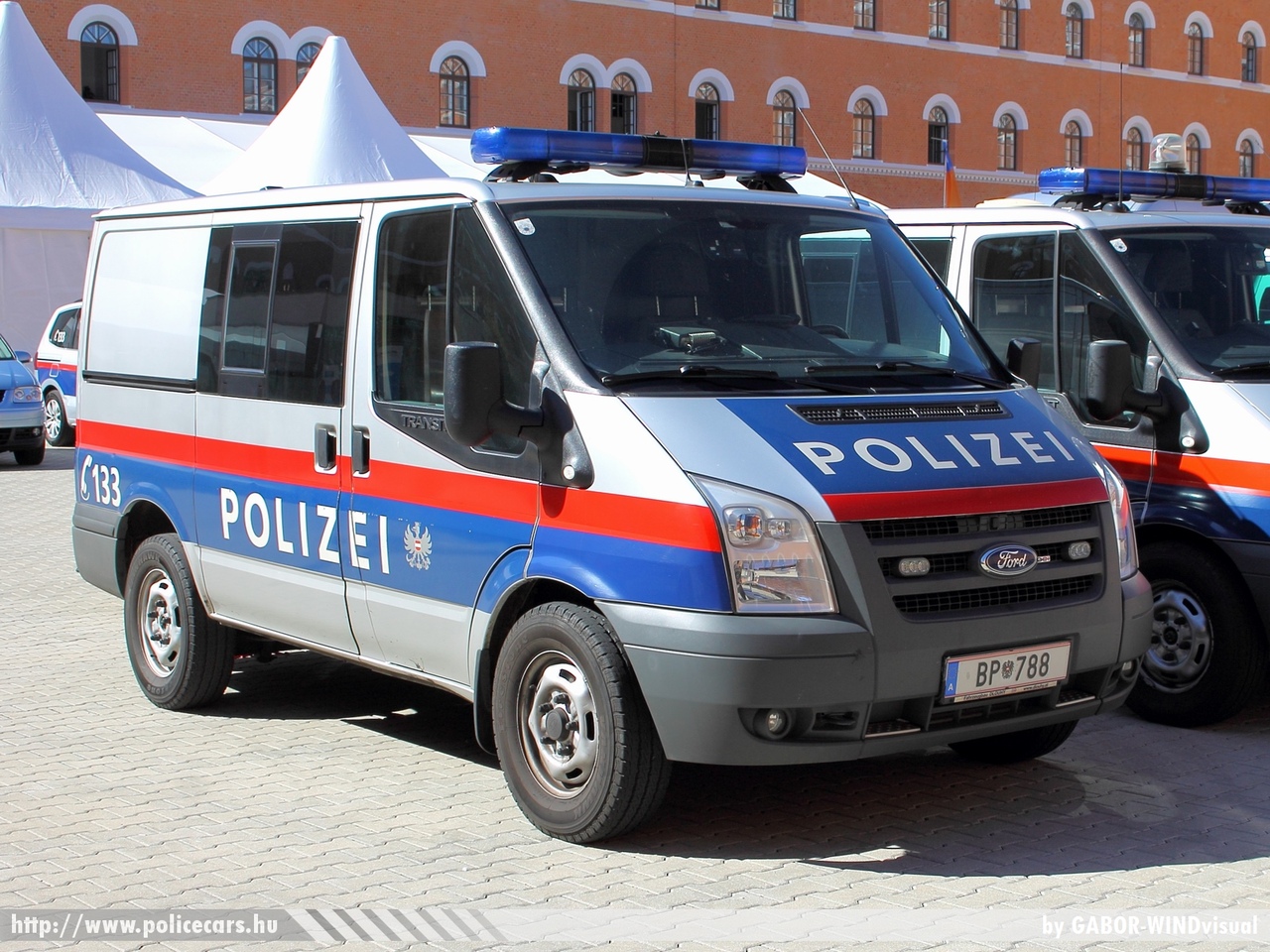 Ford Transit, fotó: GABOR-WINDvisual
Keywords: osztrák Ausztria rendőr rendőrautó rendőrség police policecar Austria austrian