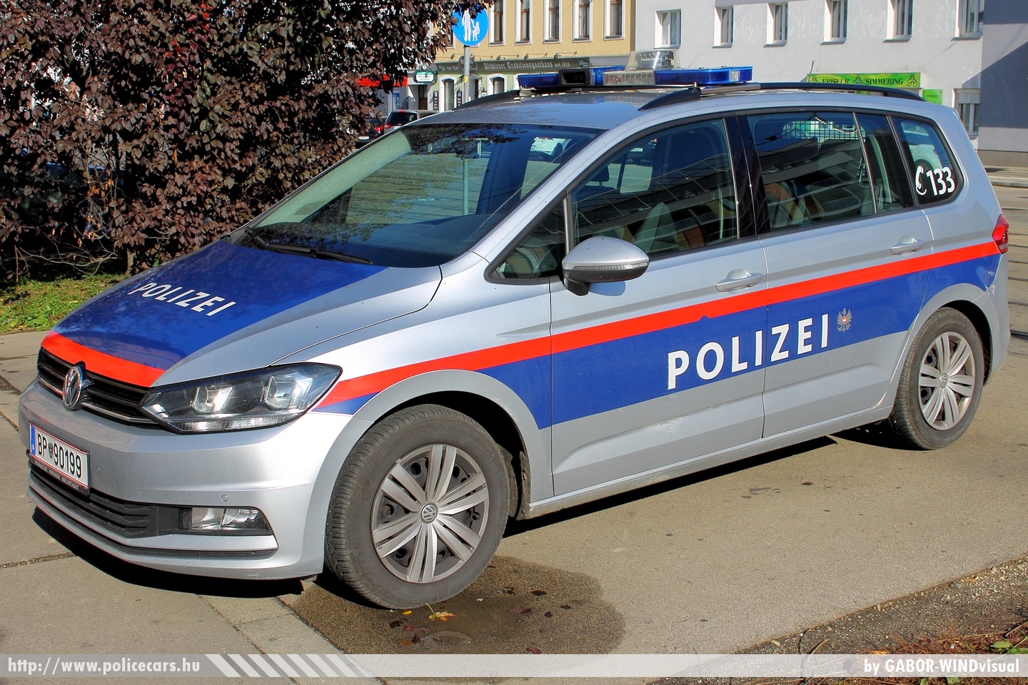 Volkswagen Touran, fotó: GABOR-WINDvisual
Keywords: osztrák Ausztria rendőr rendőrautó rendőrség police policecar Austria austrian