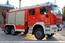 aua393.jpg