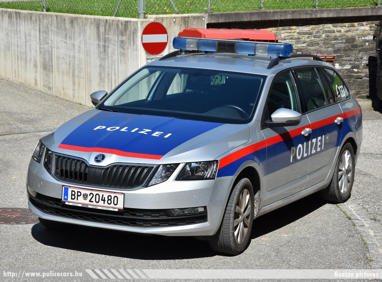 Skoda Octavia III Facelift, fotó: Gzozzo pictures
Keywords: osztrák Ausztria rendőr rendőrautó rendőrség police policecar Austria austrian