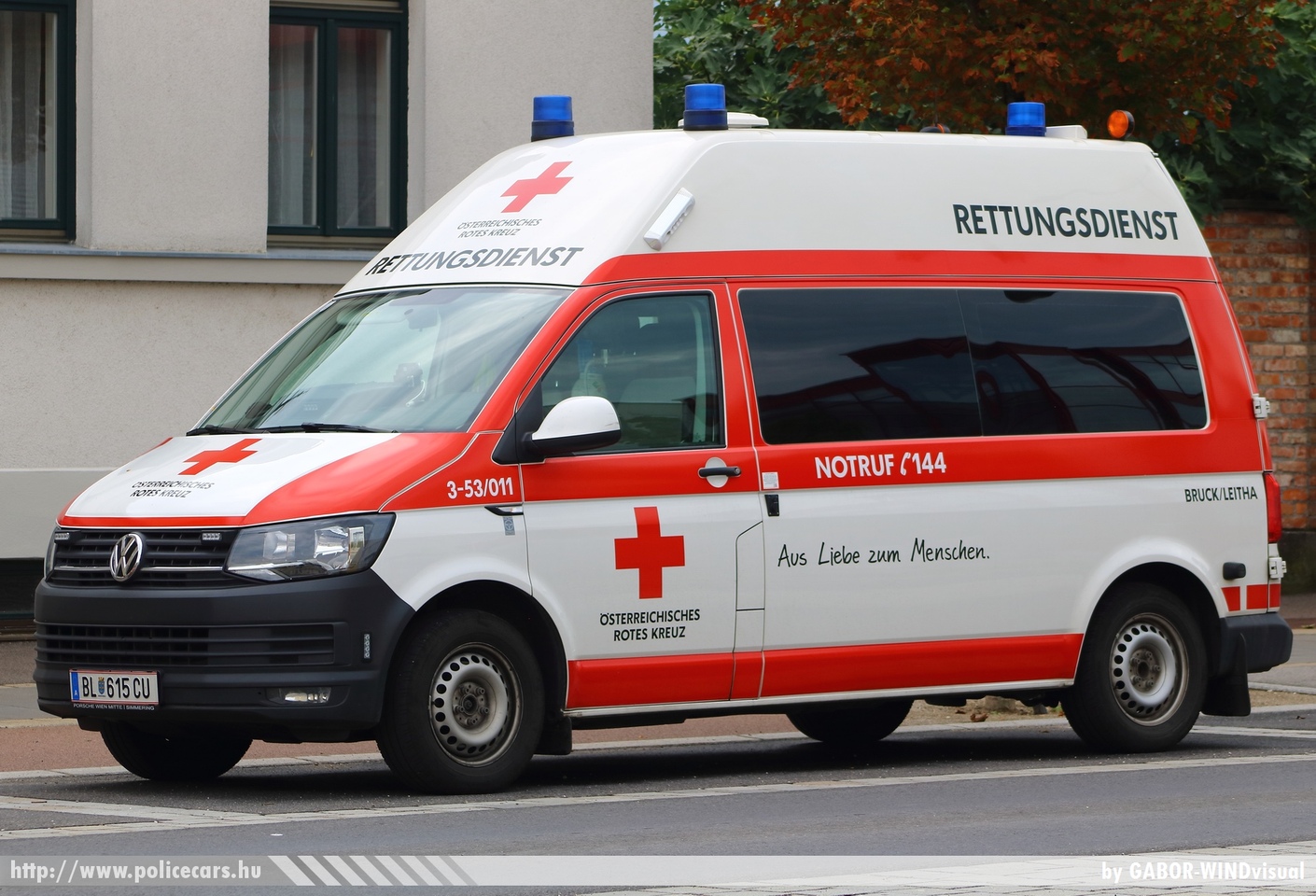 Volkswagen Transporter T6, Österreichisches Rotes Kreuz, fotó: GABOR- WINDvisual
Keywords: osztrák Ausztria mentő mentőautó ambulance austrian Austria