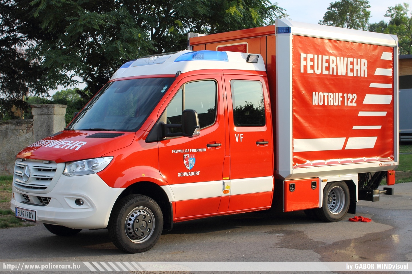 Mercedes Sprinter III, Schwadorf, fotó: GABOR-WINDvisual
Keywords: osztrák Ausztria tûzoltó tûzoltóautó tûzoltóság fire firetruck Austria