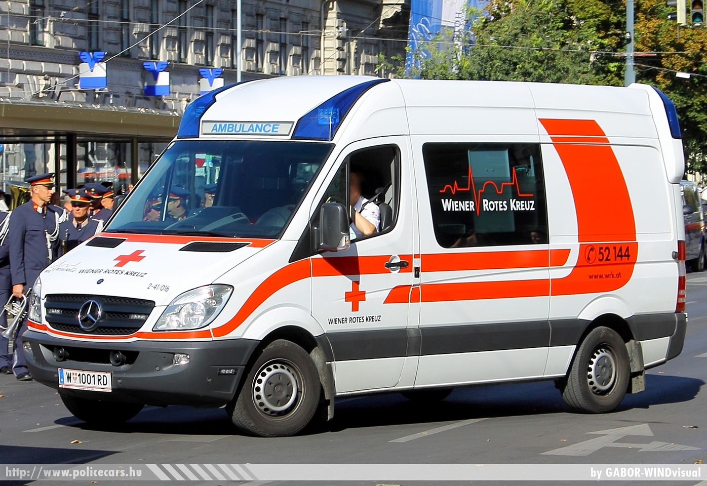 Mercedes Sprinter II, Bécs, fotó: GABOR- WINDvisual
Keywords: osztrák Ausztria mentő mentőautó ambulance austrian Austria