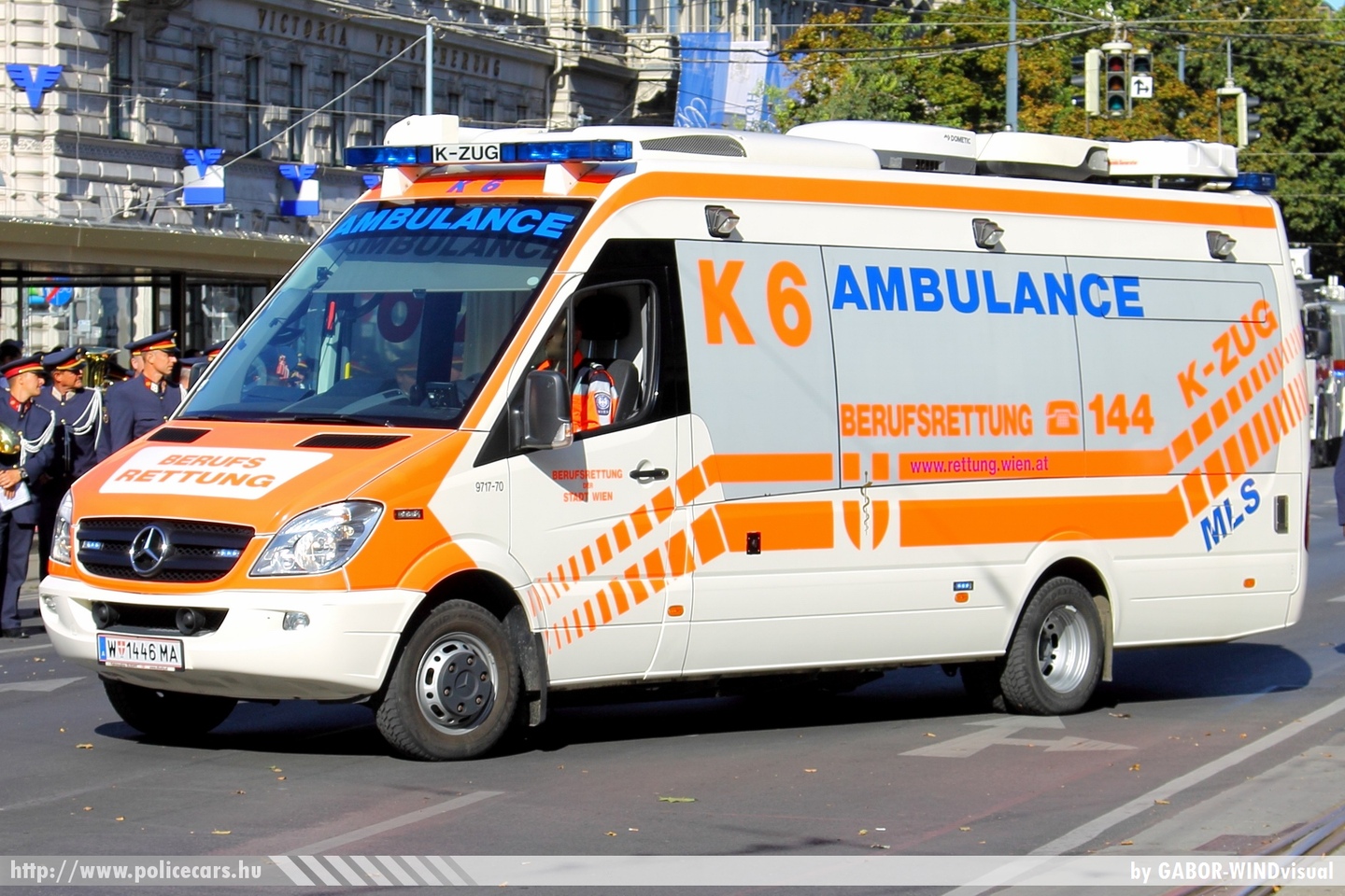 Mercedes Sprinter II, Bécs, fotó: GABOR- WINDvisual
Keywords: osztrák Ausztria mentő mentőautó ambulance austrian Austria
