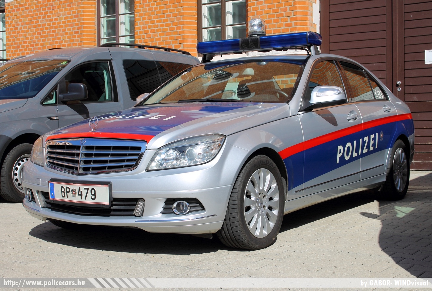 Mercedes-Benz C220 CDI, fotó: GABOR-WINDvisual
Keywords: osztrák Ausztria rendőr rendőrautó rendőrség police policecar Austria austrian