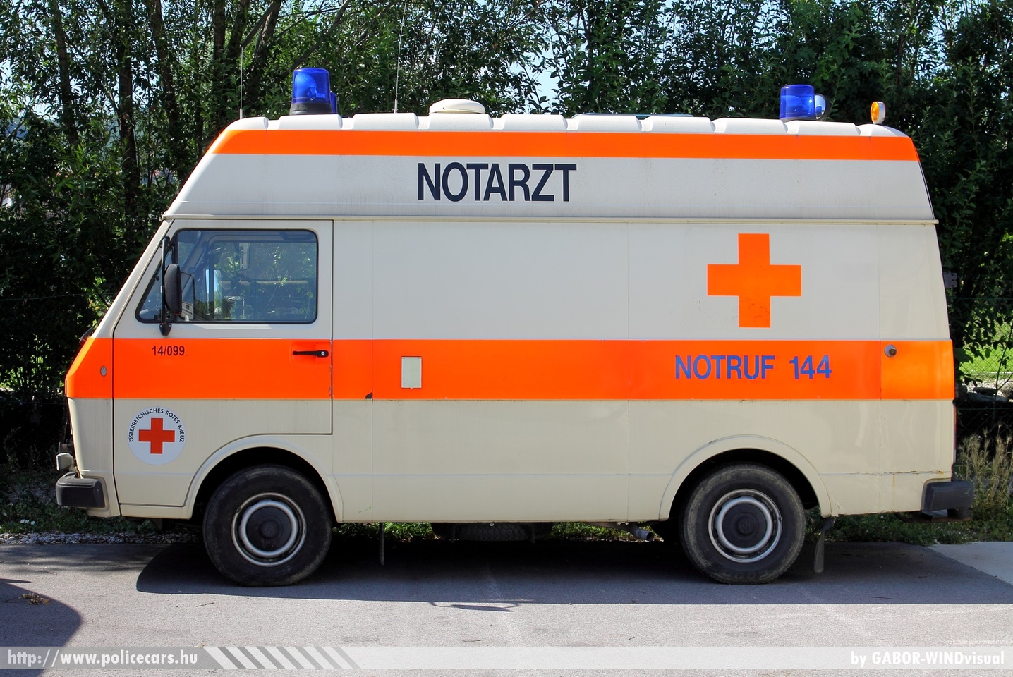 Volkswagen LT 31, Österreichisches Rotes Kreuz, fotó: GABOR-WINDvisual
Keywords: osztrák Ausztria mentő mentőautó ambulance austrian Austria