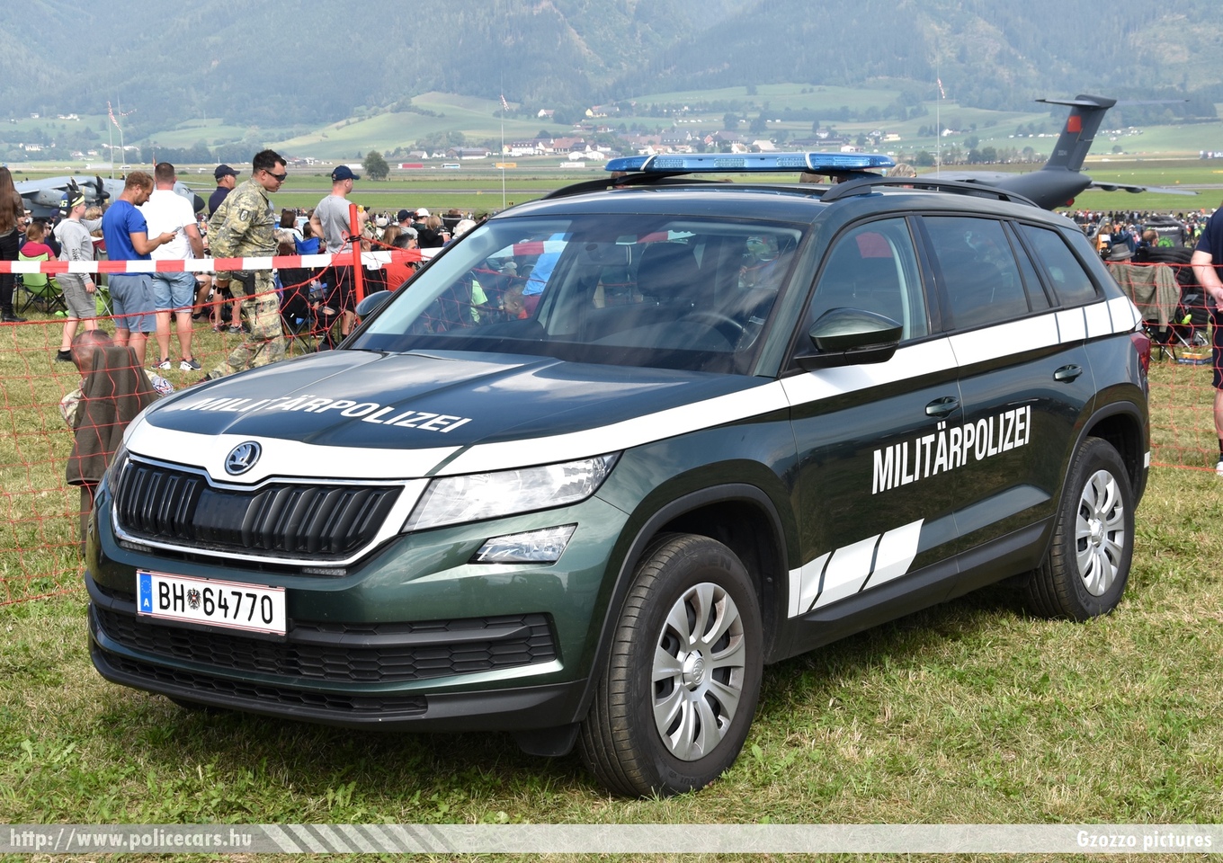 Skoda Kodiaq, fotó: Gzozzo pictures
Keywords: osztrák Ausztria Austria austrian police policecar rendőr rendőrautó katonai military