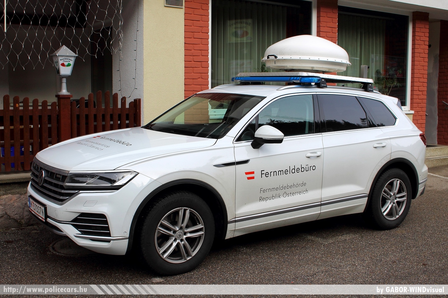 Volkswagen Touareg, Fernmeldebüro (Fernmeldebehörde der Republik Österreich), fotó: GABOR- WINDvisual
Keywords: osztrák Ausztria Austria austrian