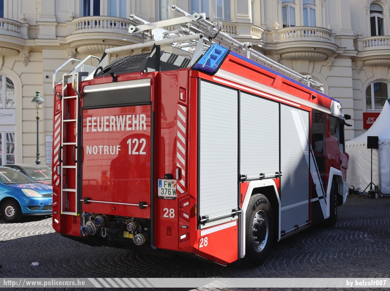 Rosenbauer RT 4x4 Basic, Berufsfeuerwehr Wien, fotó: balzolt007
Keywords: osztrák Ausztria tûzoltó tûzoltóautó tûzoltóság fire firetruck Austria