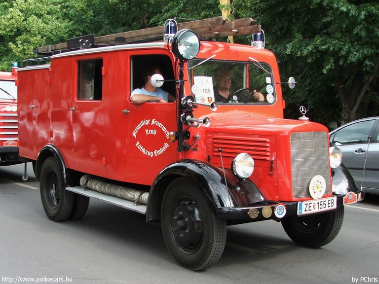 Mercedes L1500, fotó: PChris
Keywords: Ausztria osztrák tûzoltóautó tûzoltóság
