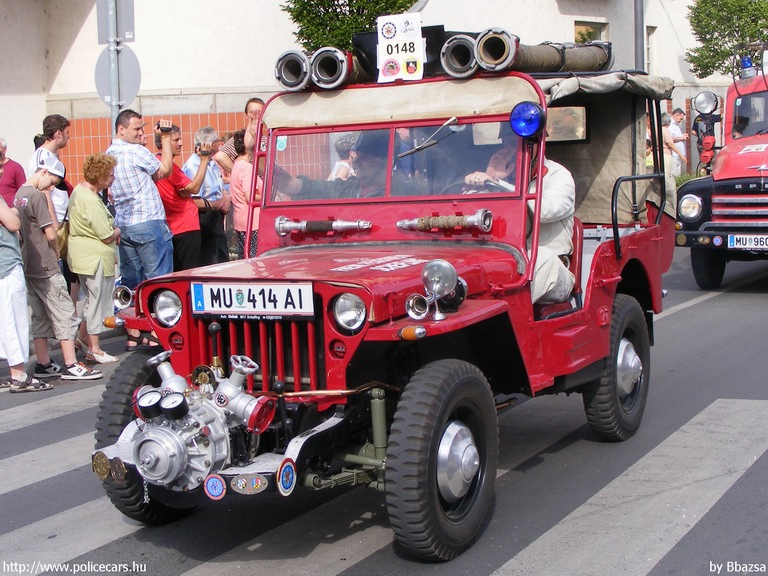 Jeep, fotó: Bbazsa
Keywords: Ausztria osztrák tûzoltóautó tûzoltóság