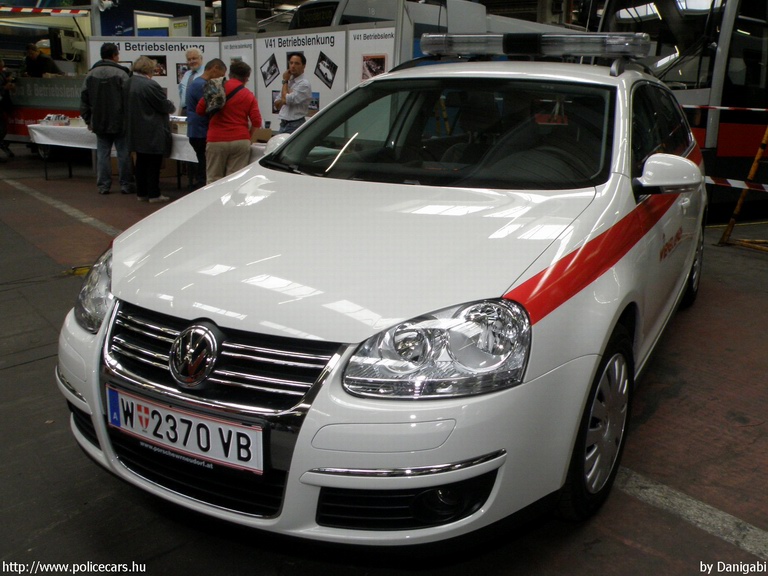 Volkswagen Jetta, Wiener Linien, fotó: Danigabi
Keywords: Ausztria osztrák
