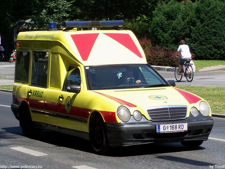 Mercedes E, fotó: Tonsil
Keywords: Ausztria osztrák mentő mentőautó