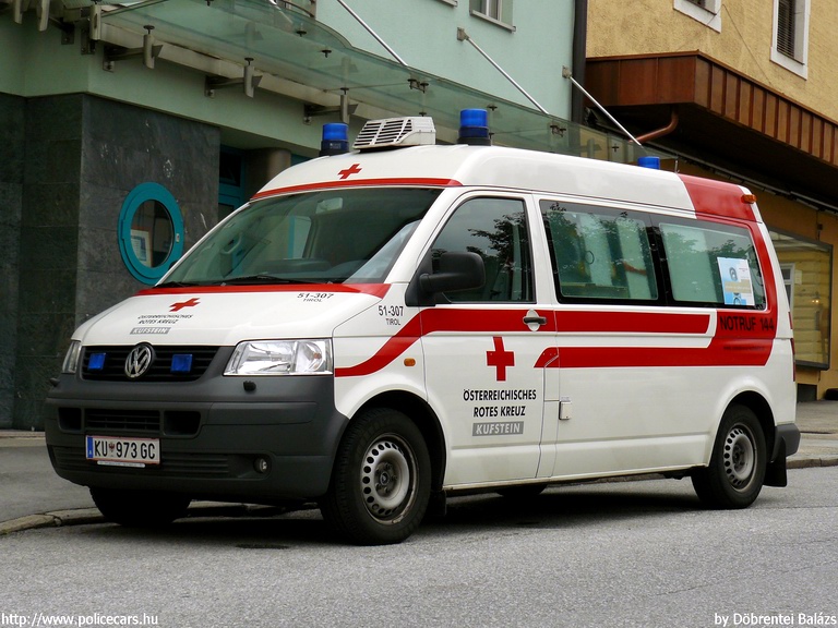 Volkswagen Transporter T5, fotó: Döbrentei Balázs
Keywords: Ausztria osztrák mentő mentőautó