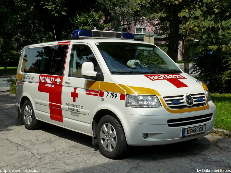Volkswagen Transporter T5, fotó: Döbrentei Balázs
Keywords: Ausztria osztrák mentő mentőautó