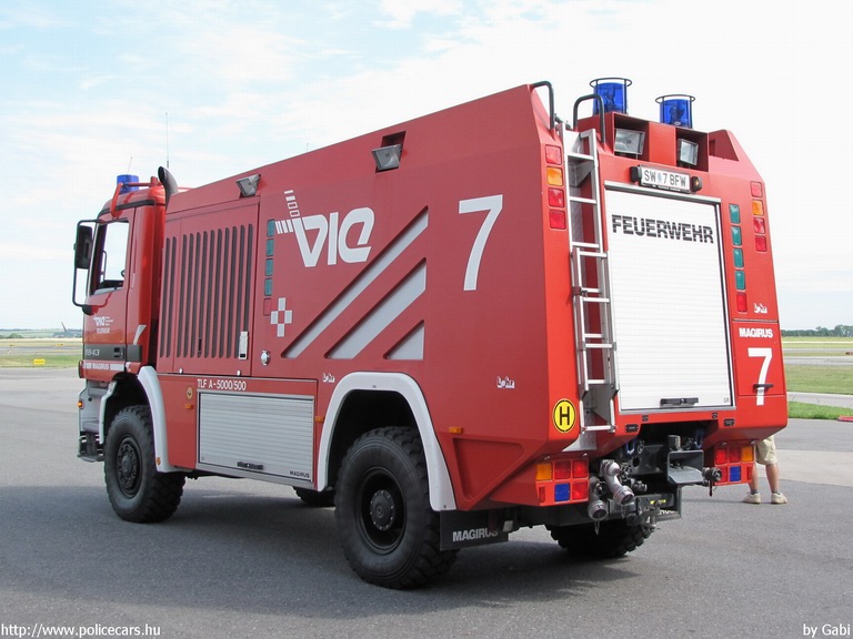 Mercedes-Benz Actros 1843 Magirus, Vienna International Airport, fotó: Gabi
Keywords: osztrák Ausztria tûzoltó tûzoltóautó tûzoltóság