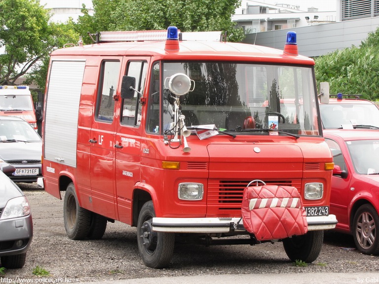 Mercedes-Benz 409, fotó: Gabi
Keywords: osztrák Ausztria tûzoltó tûzoltóautó tûzoltóság